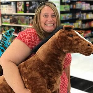 Meet your Posher, Cheryll